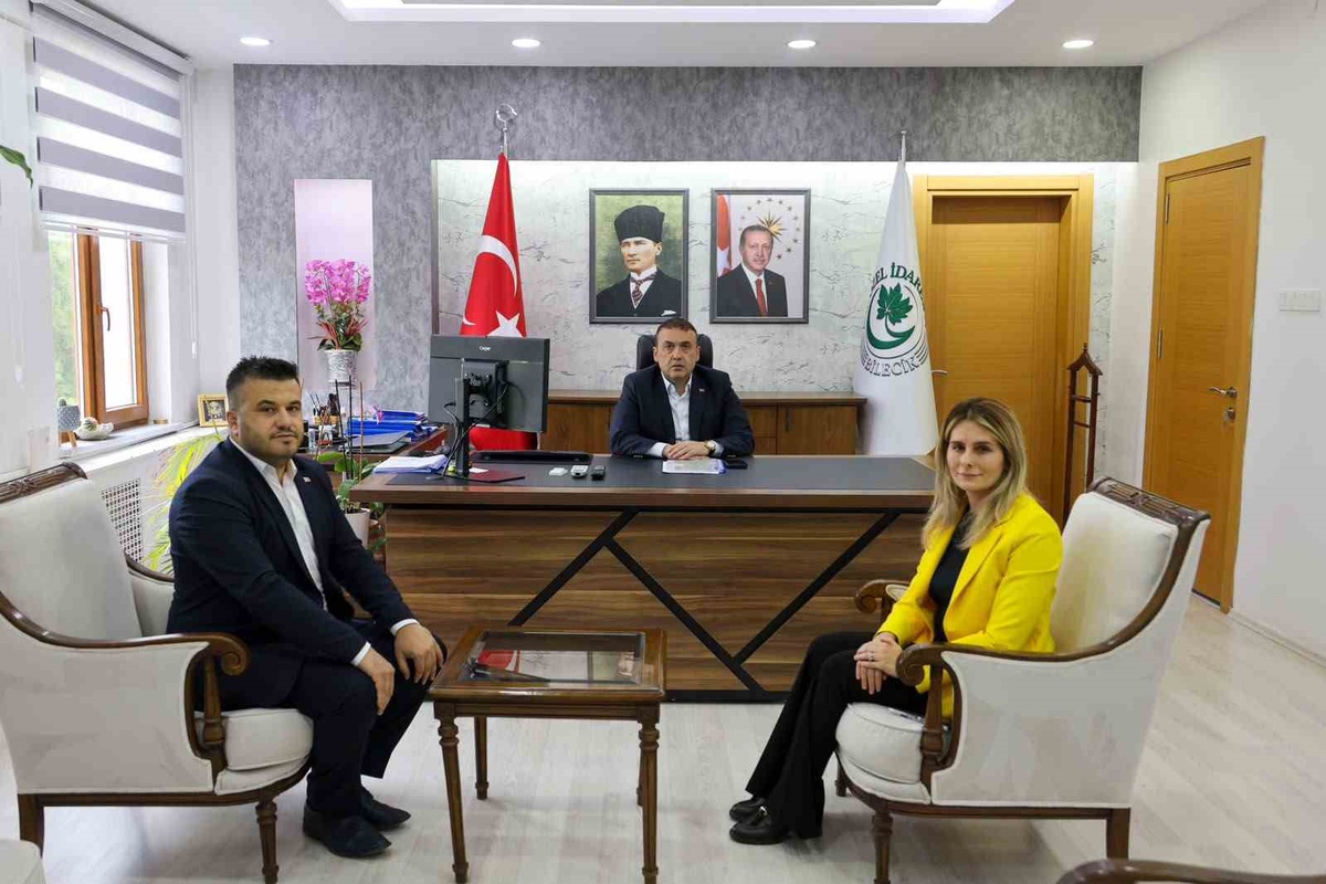 Bilecik Valisi Sözer, İl Özel İdaresi\'nde hizmetlerin koordineli sürmesini istedi