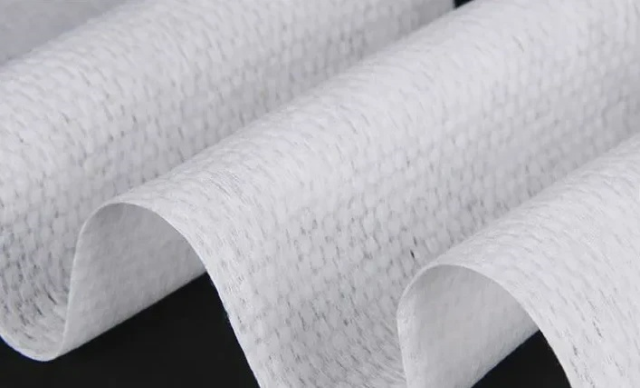 Birleşik Krallık'ta plastik içeren ıslak mendiller yasaklanıyor