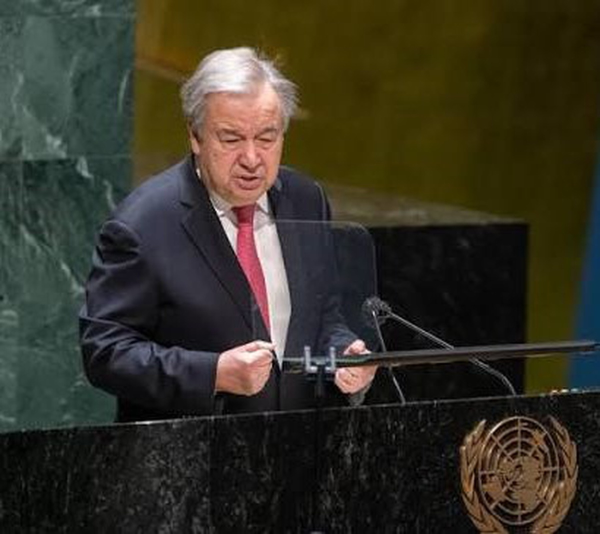 BM Genel Sekreteri Guterres, Pakistan\'da üst düzey temaslar için İslamabad\'a gitti
