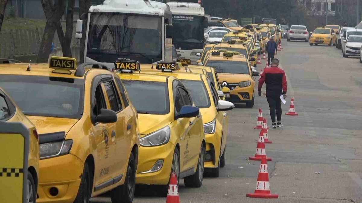Bursa\'da taksi tarifesi pazar günü değişiyor, açılış ücreti 65 TL oluyor