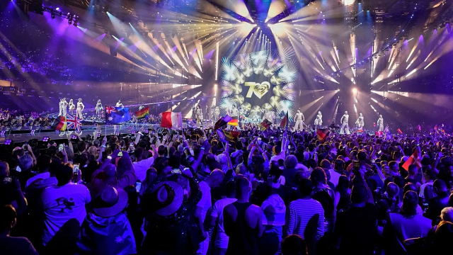 Eurovision'da sürpriz ayrılık! Çekya yarışmadan çekildi