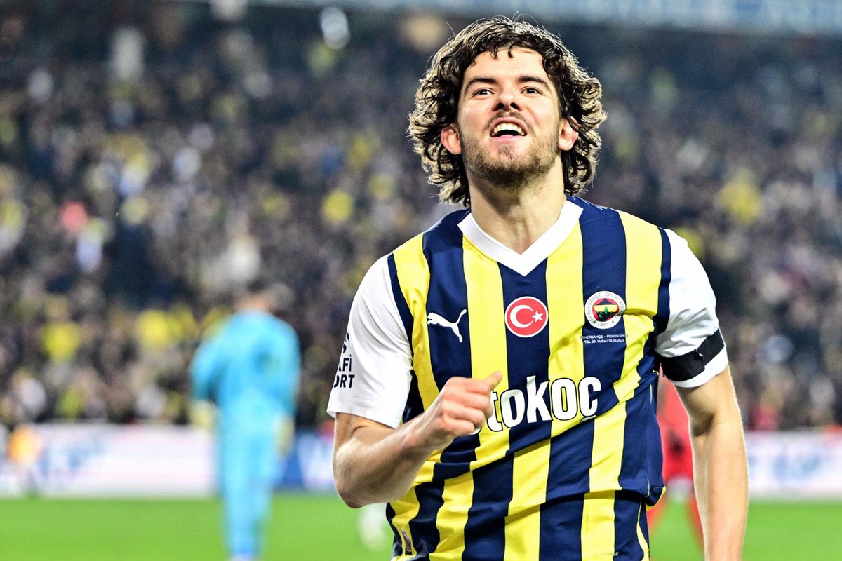 Ferdi Kadıoğlu, Fenerbahçe\'ye transfer yapıyor