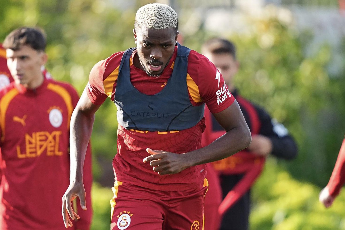 Galatasaray\'a Osimhen\'den müjde