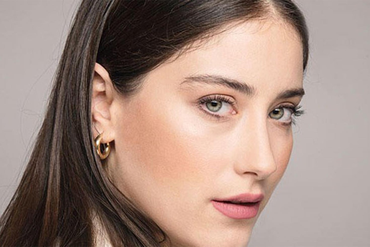 Hazal Kaya\'nın acı günü! Köpeği Murphy hayatını kaybetti