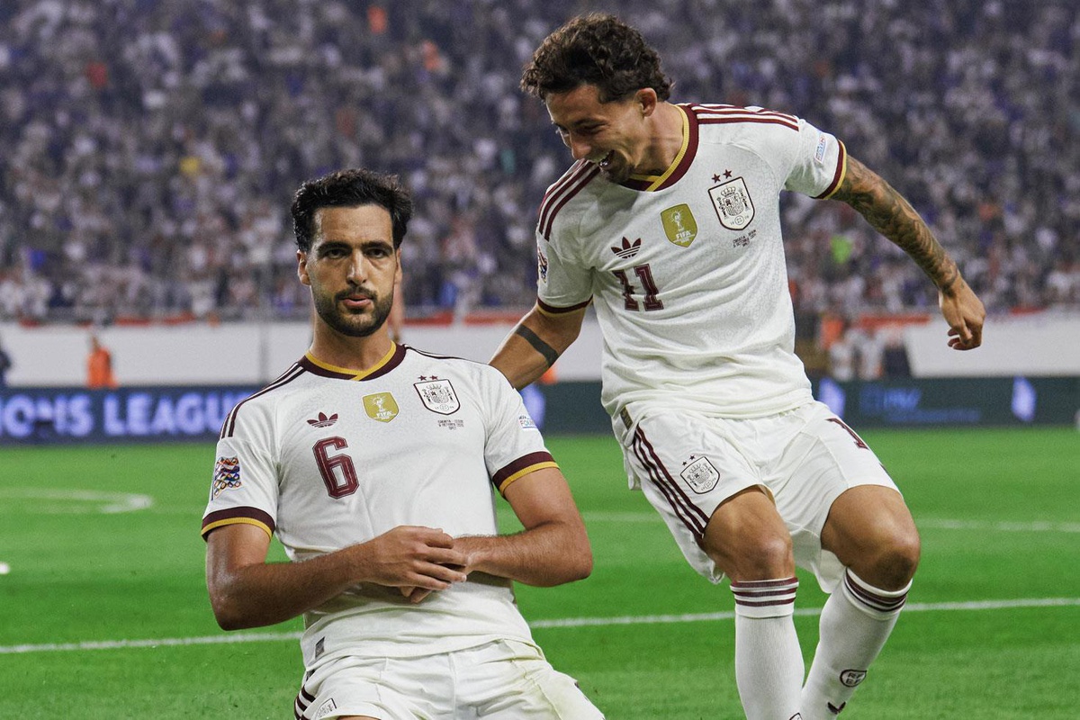 İngiltere\'den 7 yiyen Hırvatistan, İspanya\'ya son anlarda mat oldu