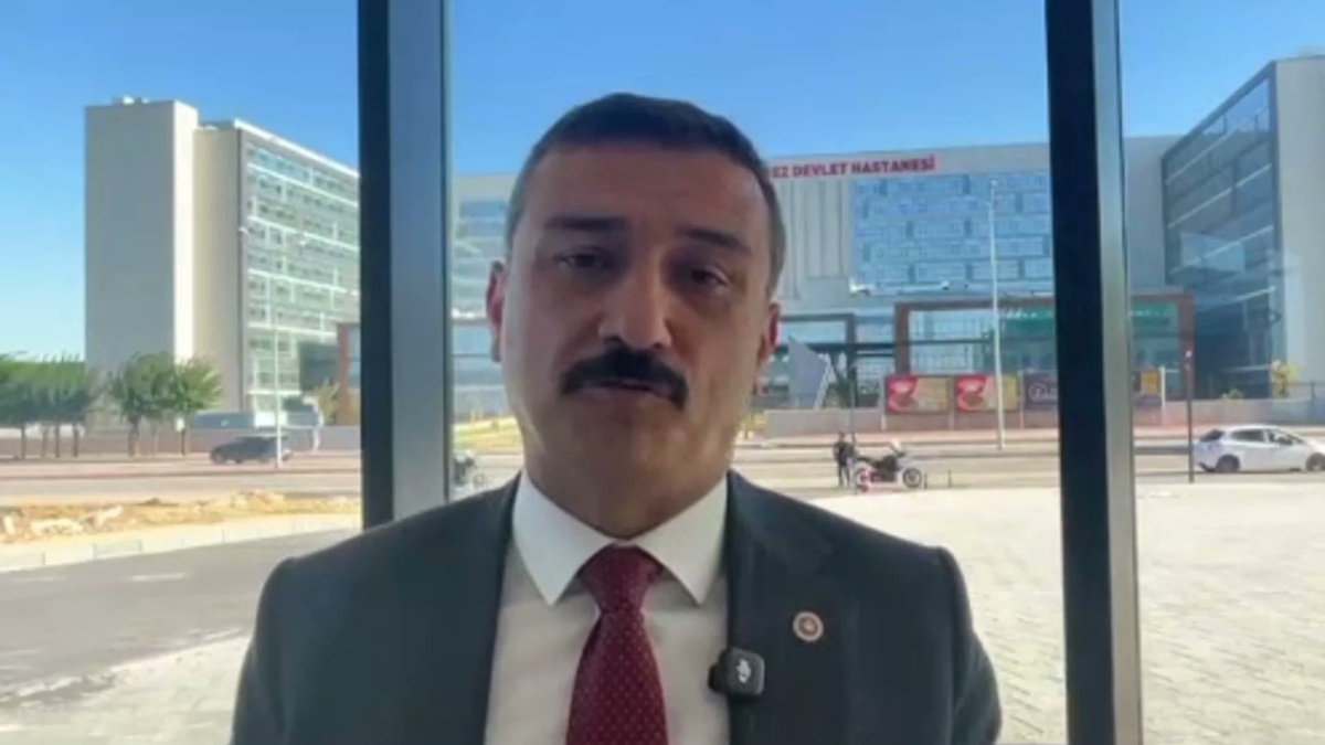 İYİ Partili Türkoğlu\'ndan Bursa Ali Osman Sönmez Hastanesi\'nin açılmamasına tepki: "Açın da insanlara artık dert değil şifa dağıtın"