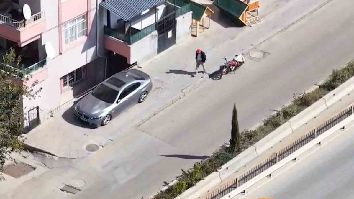 Denetimden kaçan motosikletli polis dronuna yakalandı: Motor çalıntı, ehliyet süresi dolmuş