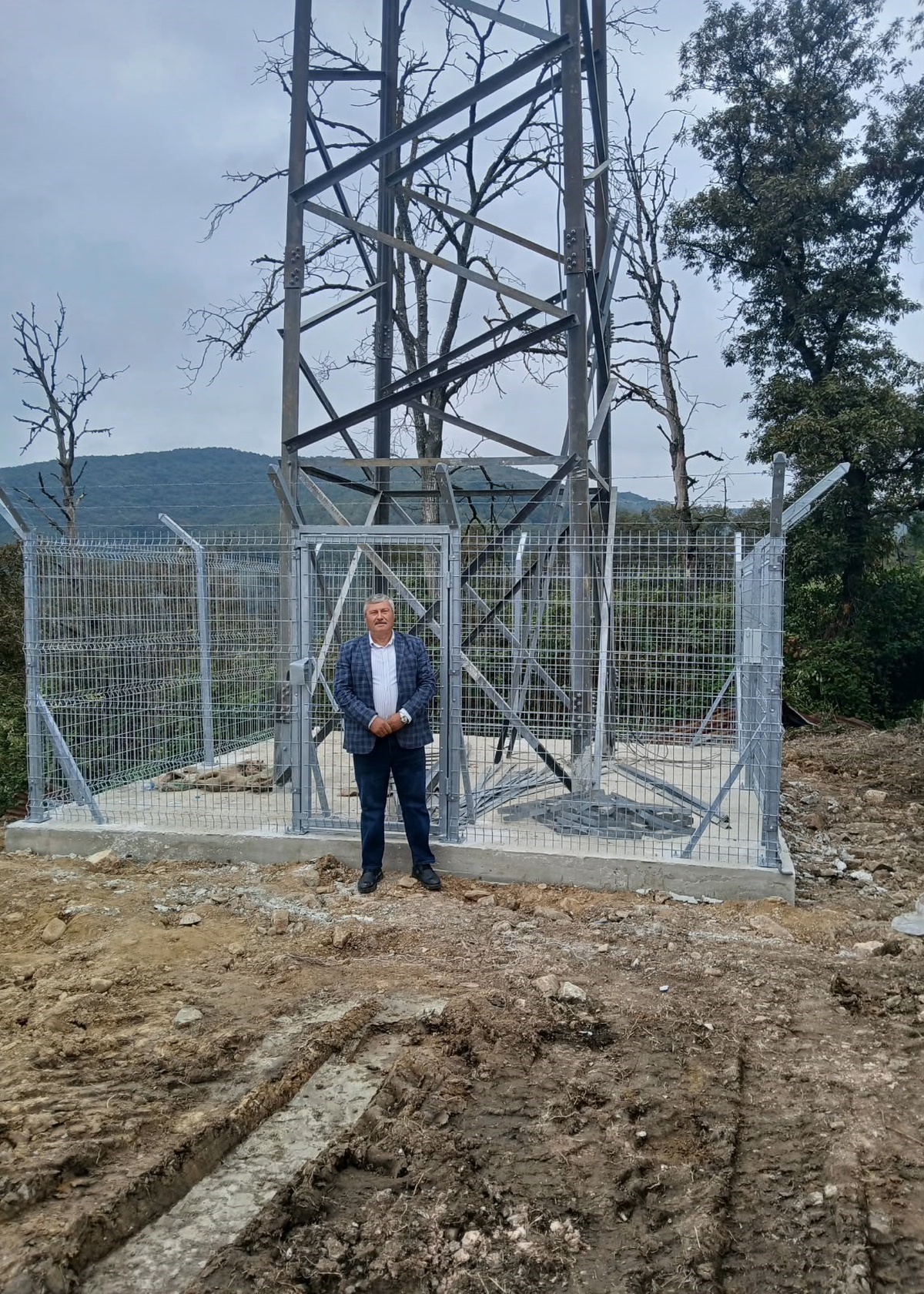 Samsun Kavak Çukurbük\'te 30 yıllık cep ve internet sorununa baz istasyonu kuruldu