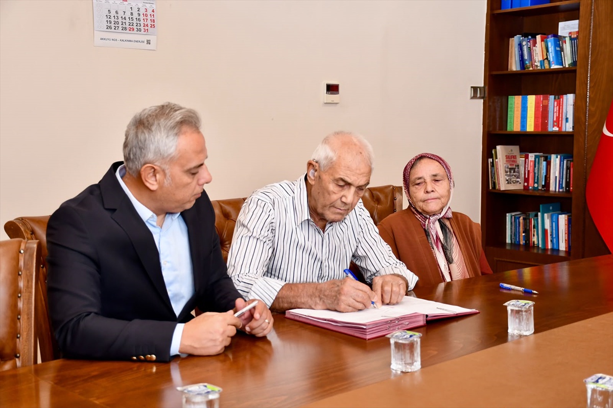 Silifke\'de Zübeyde Hanım Anaokulu\'na Oğuz Toker Açık Hava Sınıfı için imza atıldı