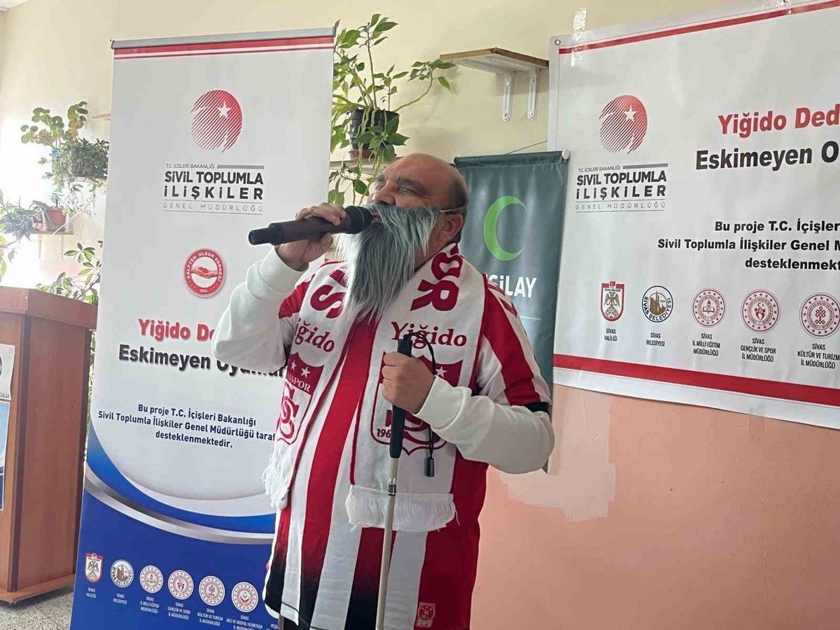 Sivas\'ta Yiğido Dede projesiyle öğrenciler masal dinledi, geleneksel oyunlar oynadı