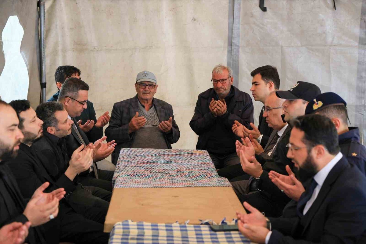 Soma\'daki maden göçüğünde hayatını kaybeden Halit Ersay\'ın ailesi Çameli\'ye yerleşti