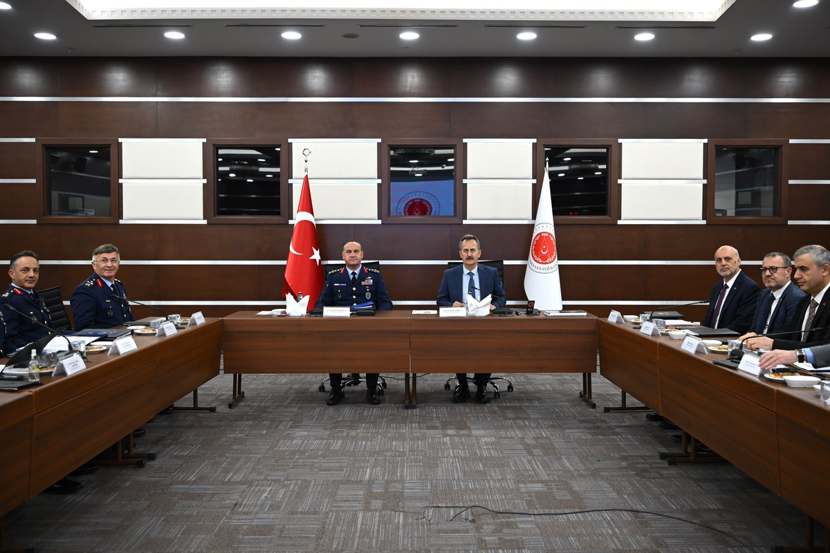 Savunma Sanayii Başkanı Görgün, Hava Kuvvetleri Komutanı Dalkıran\'ı ağırladı