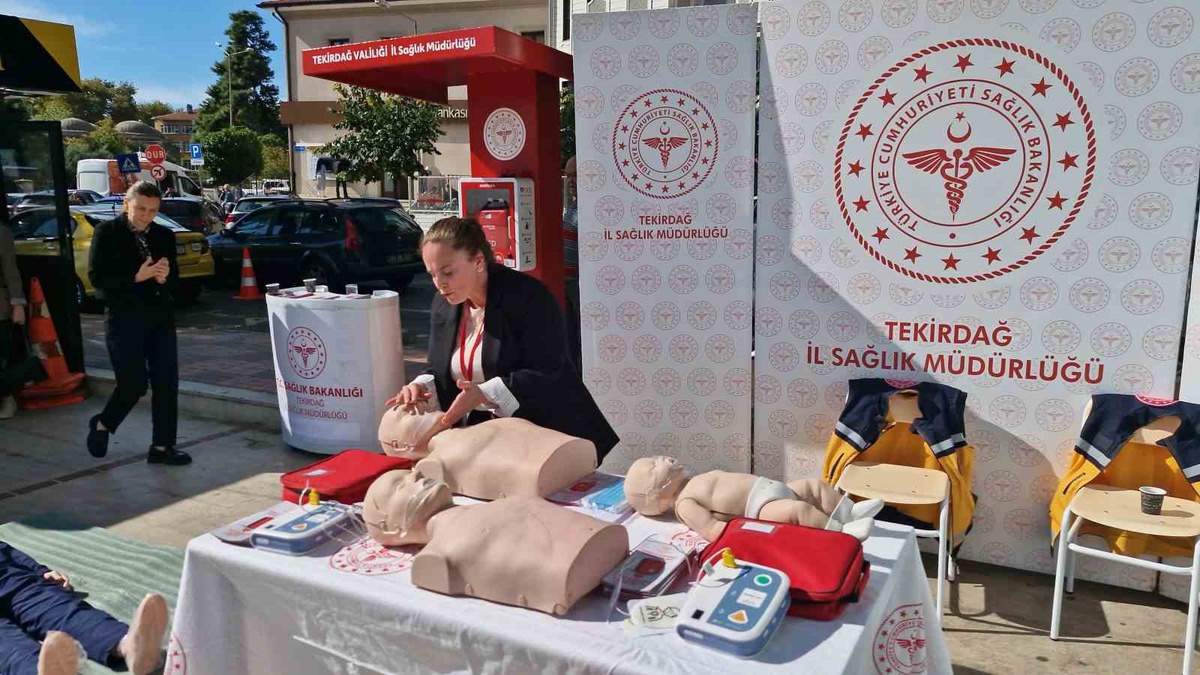 Tekirdağ\'da ani kalp ölümlerini yüzde 30-60 azaltmak için şok cihazları kuruldu