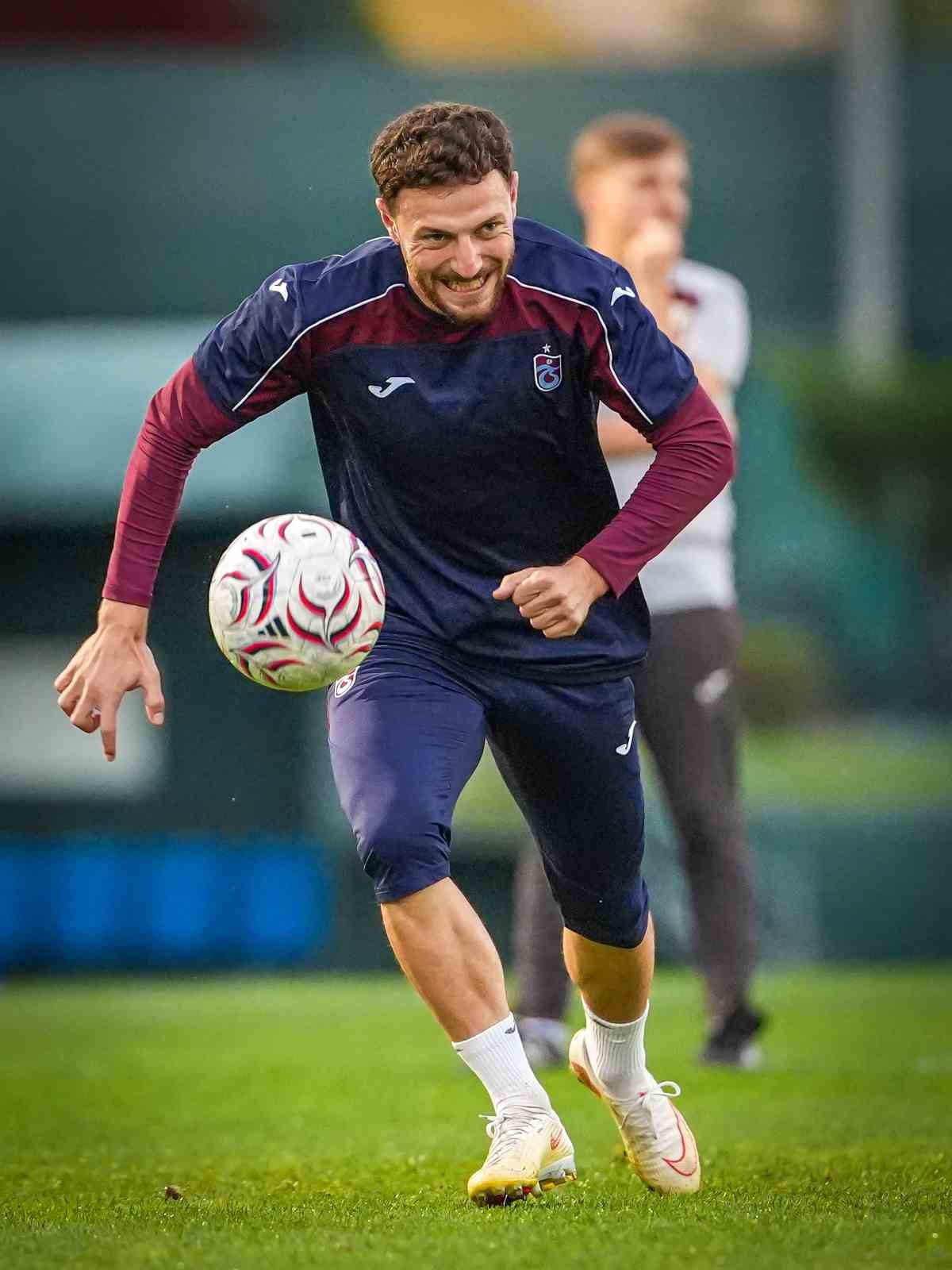 Mustafa Eskihellaç, Trabzonspor\'da 61. maçında Süper Lig\'deki ilk golünü arıyor