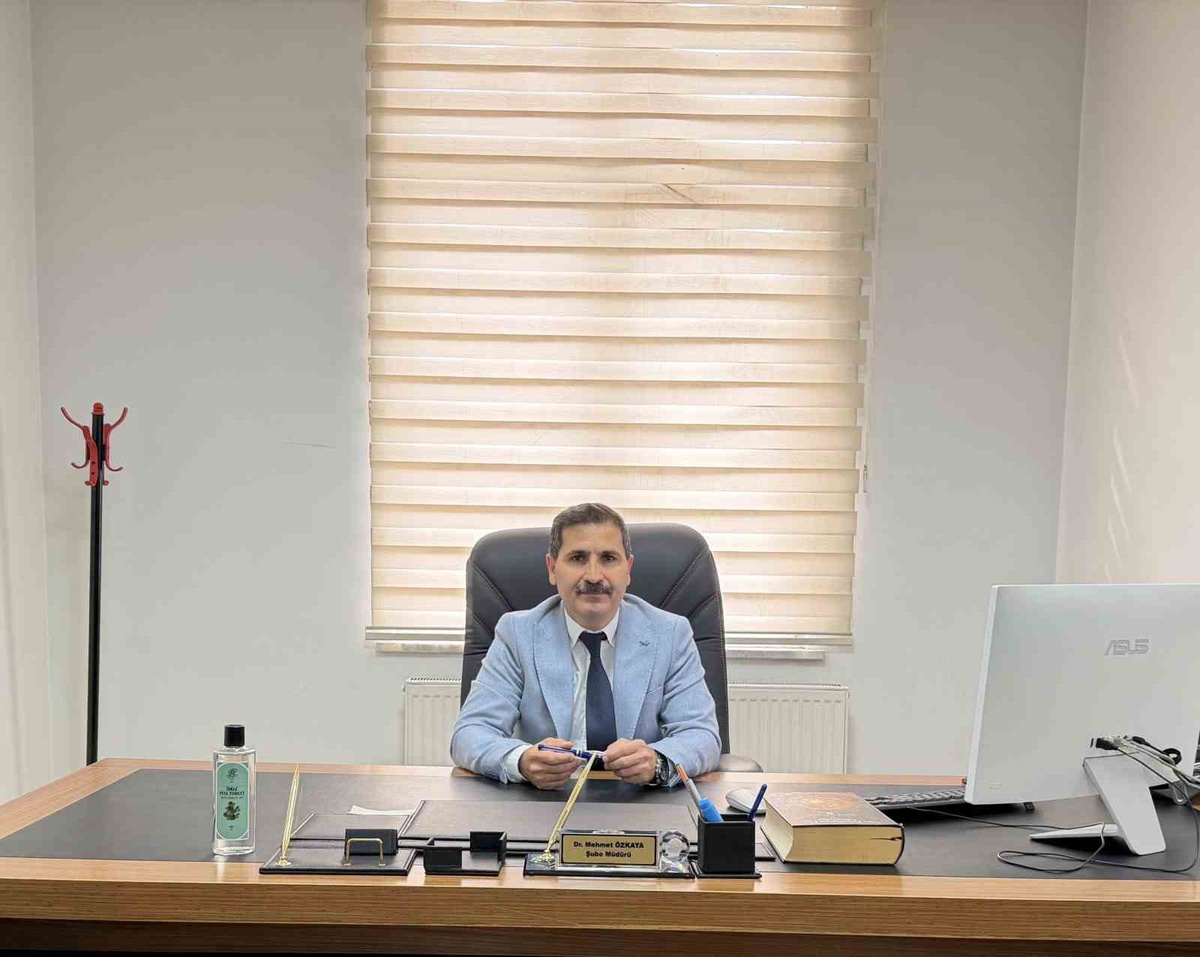 Din felsefesi doktoru Dr. Mehmet Özkaya Patnos İlçe Milli Eğitim Şube Müdürü oldu