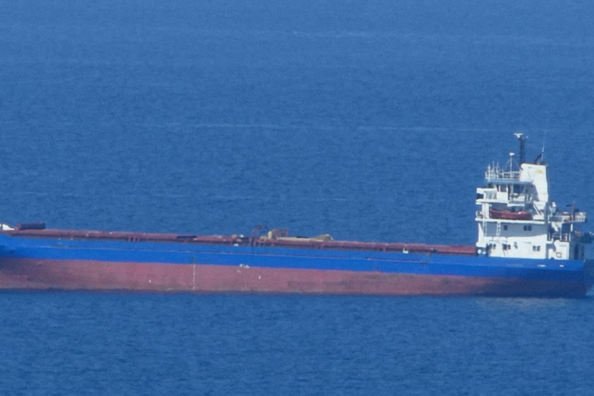 Karadeniz\'de 2 günde ikinci saldırı! Vurulan gemi battı, mürettebattan haber alınamıyor