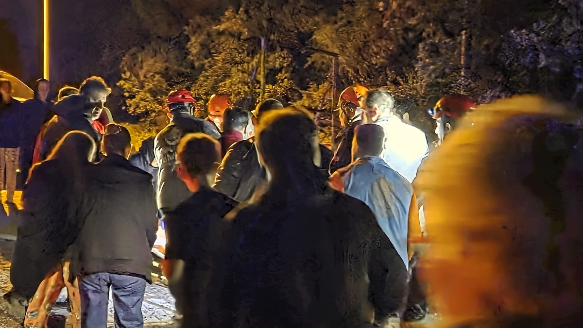 Yalova\'da 80 yaşındaki Alzheimer hastası termal dronla dereye düşmüş halde kurtarıldı