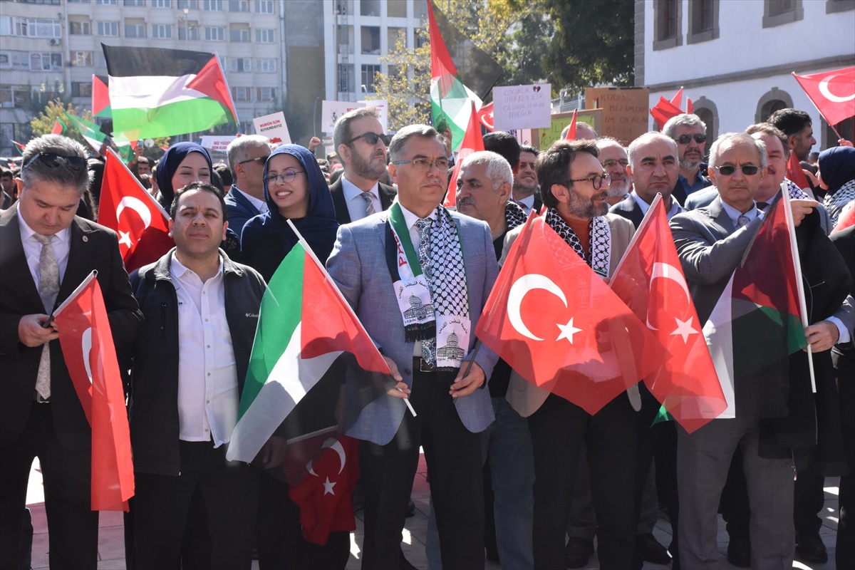 Afyonkarahisar\'da "Gazze\'ye Destek Yürüyüşü" yapıldı