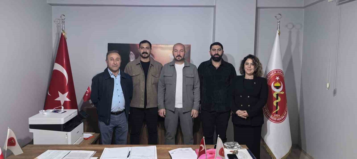 Ağrı Veteriner Hekimleri Odası seçiminde Osman Alpdoğan yeniden başkan seçildi