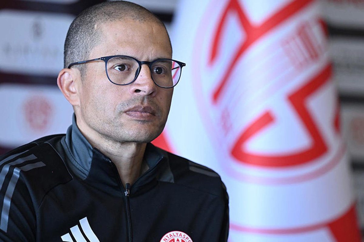 Alex de Souza\'yı istemediler! Süper Lig ekibinden şaşırtan karar