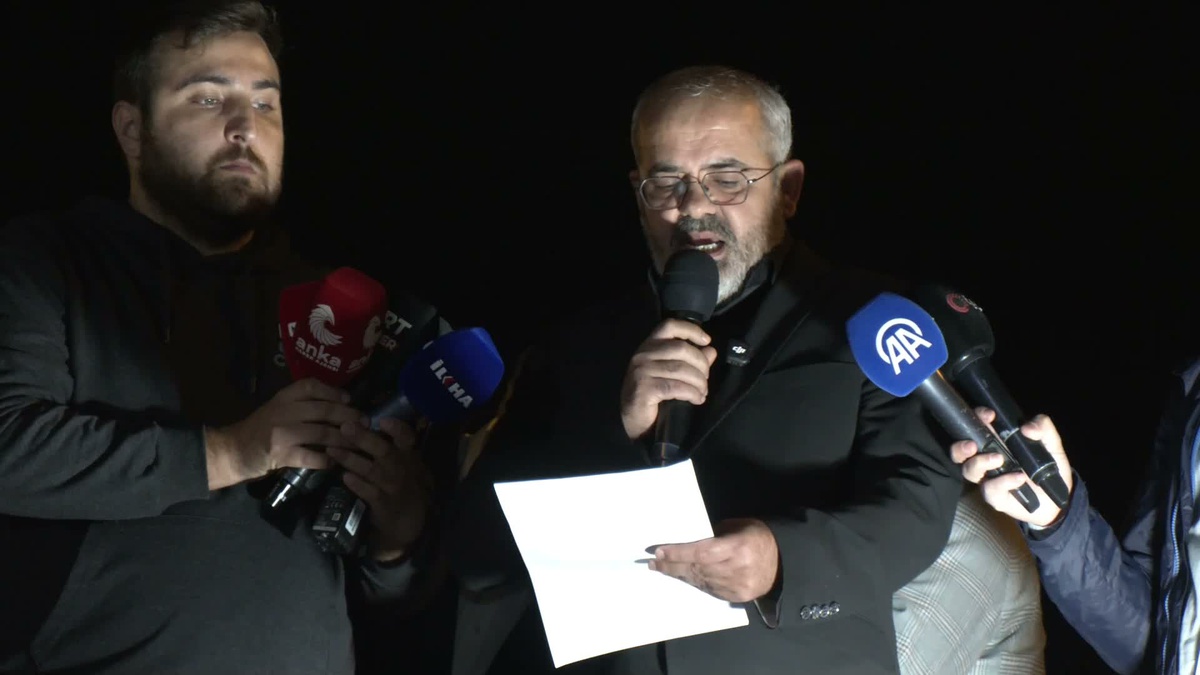 Ankara\'da düzenlenen Gazze yürüyüşünde Mustafa Karataş boykot çağrısı yaptı