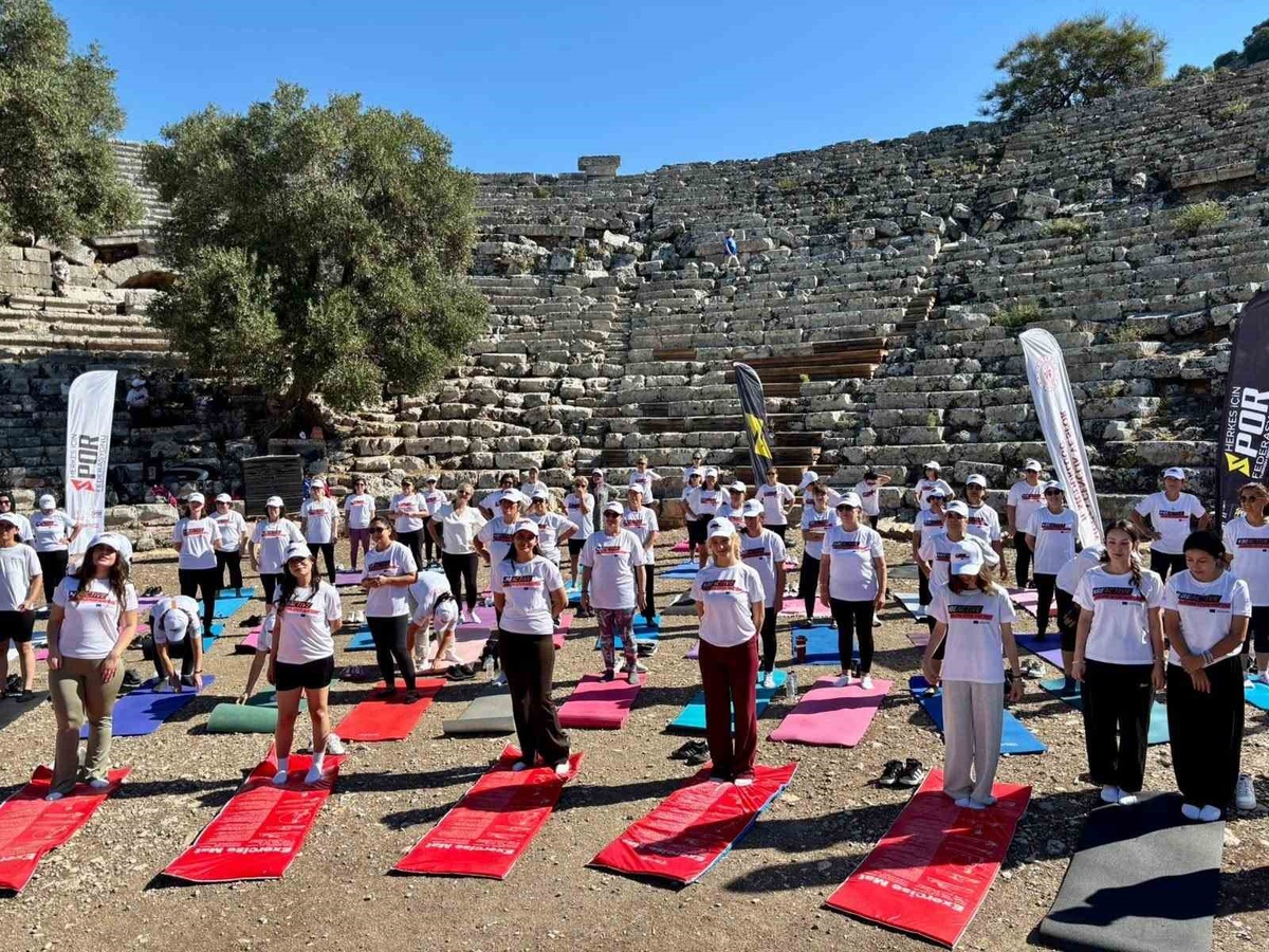 Avrupa Spor Haftası\'nda Muğla Ortaca\'da gençler Kaunos\'ta spor ve tarihle buluştu