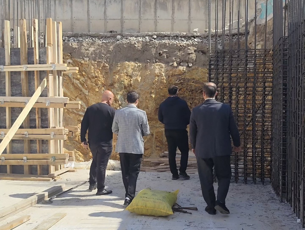Bayburt Aydıntepe\'de Merkez Camii inşaatında Müftü Koyuncu incelemelerde bulundu