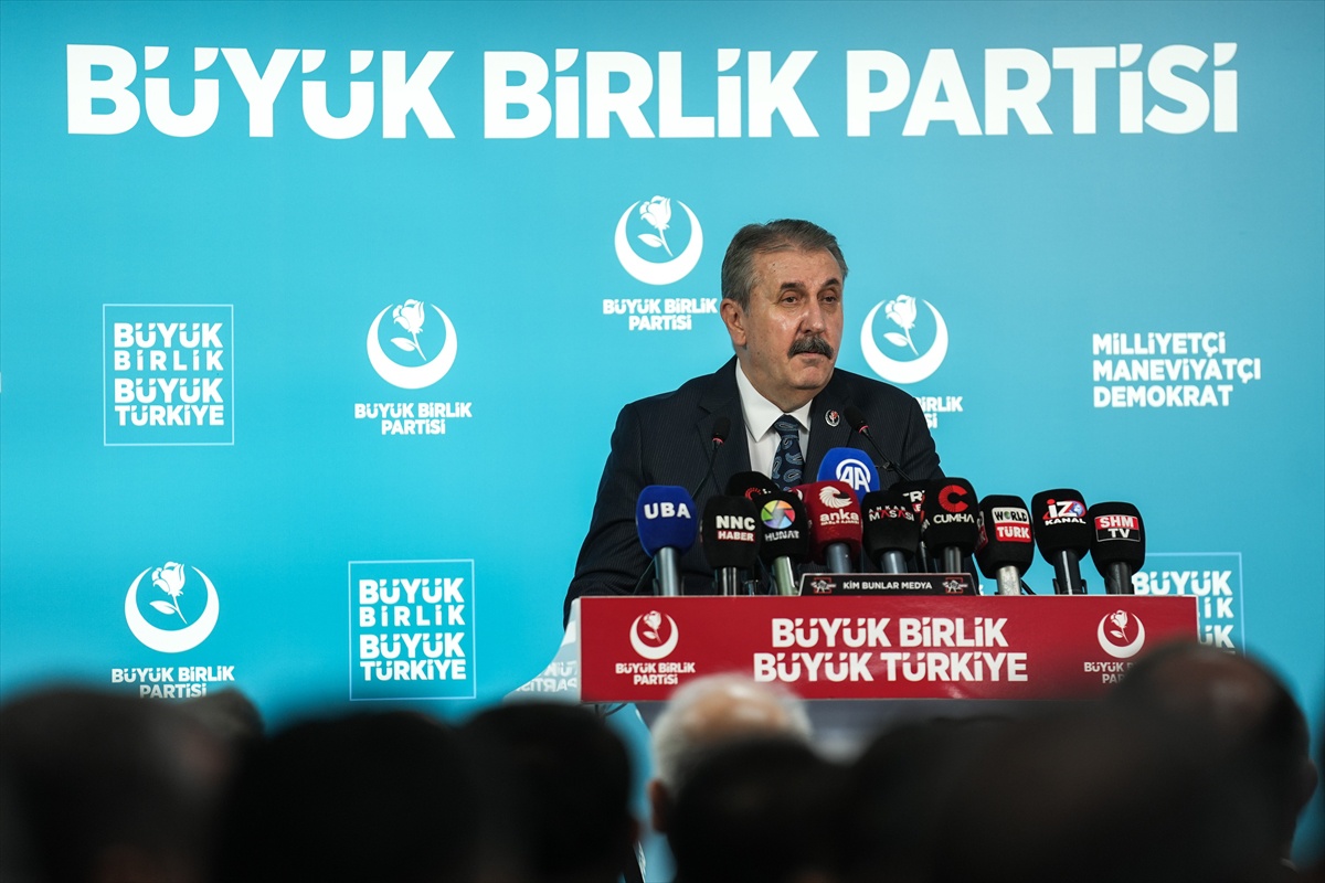 BBP Genel Başkanı Destici, basın toplantısı düzenledi: