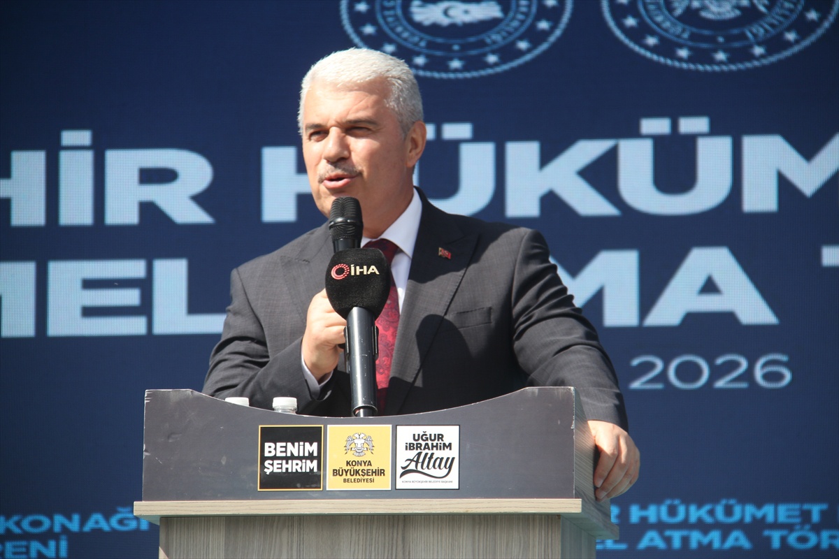 Beyşehir\'de 220 milyon liralık turizm projesi açıldı, hükümet konağına temel atıldı
