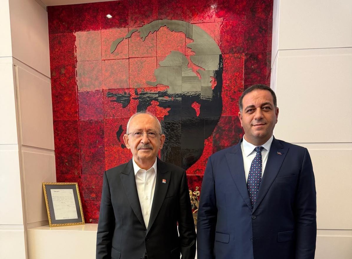 CHP lideri Kılıçdaroğlu, Narlıdere Belediye Başkanı Uzun\'u genel merkezde kabul etti