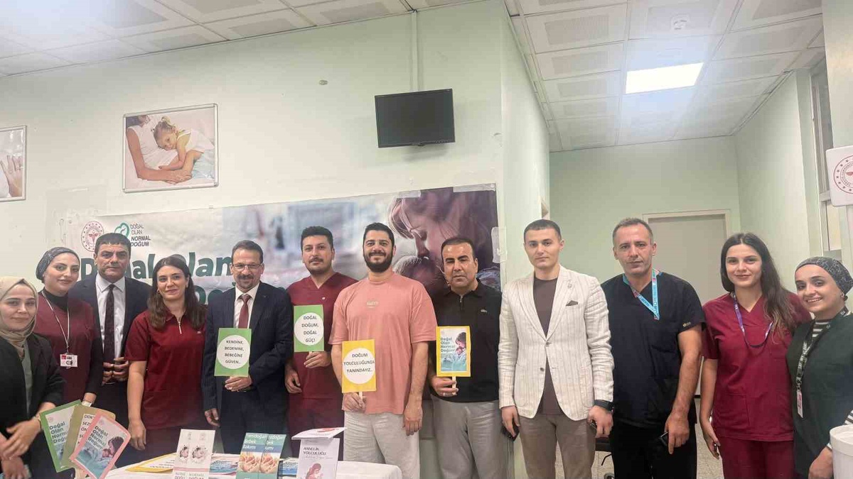 Cizre\'de anne adayları Normal Doğum Haftası\'nda doğal doğum konusunda bilgilendirildi