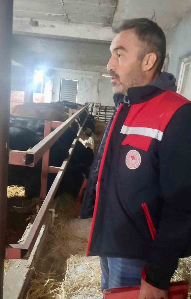 Dinar İlçe Tarım ve Orman Müdürlüğü ithal hayvan işletmelerine saha ziyareti yaptı
