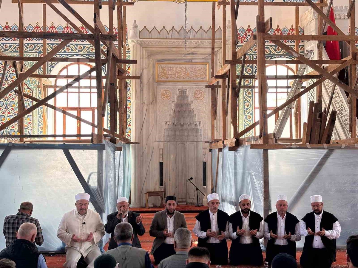 Düzce\'de vefat eden din görevlileri Mevlid-i Şerif programıyla anıldı