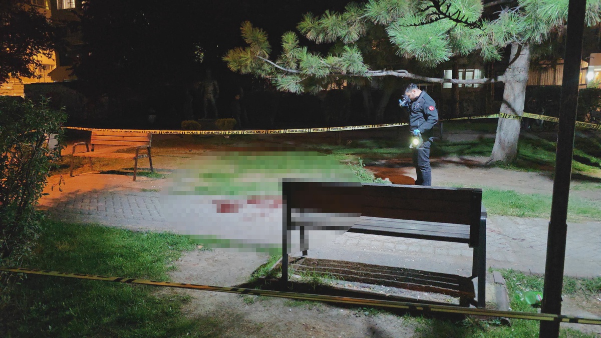 Eskişehir\'de içki içerken çıkan kavgada bıçaklanan 46 yaşındaki kişi öldü