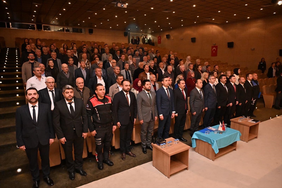 Eskişehir\'de Kaptırma Projesi kapsamında 165 muhtar ve azaya dolandırıcılık anlatıldı