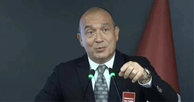 Galatasaray'da 860 milyon euroluk borç çıkışı! <a class='keyword-sd' href='/dursun-ozbek/' title='Dursun Özbek'>Dursun Özbek</a> cevap verdi