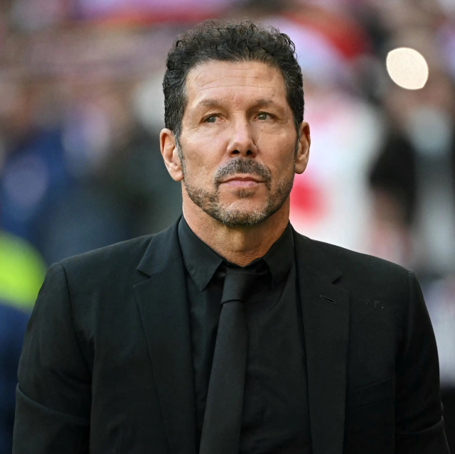İnsanlar ev bulamazken Simeone'nin 180 dairesi olduğu ortaya çıktı