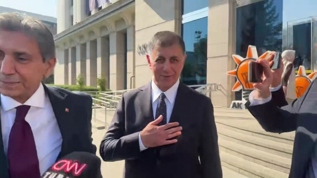 İzmir Büyükşehir Belediye Başkanı Cemil Tugay, AK Parti Genel Merkezi'nde