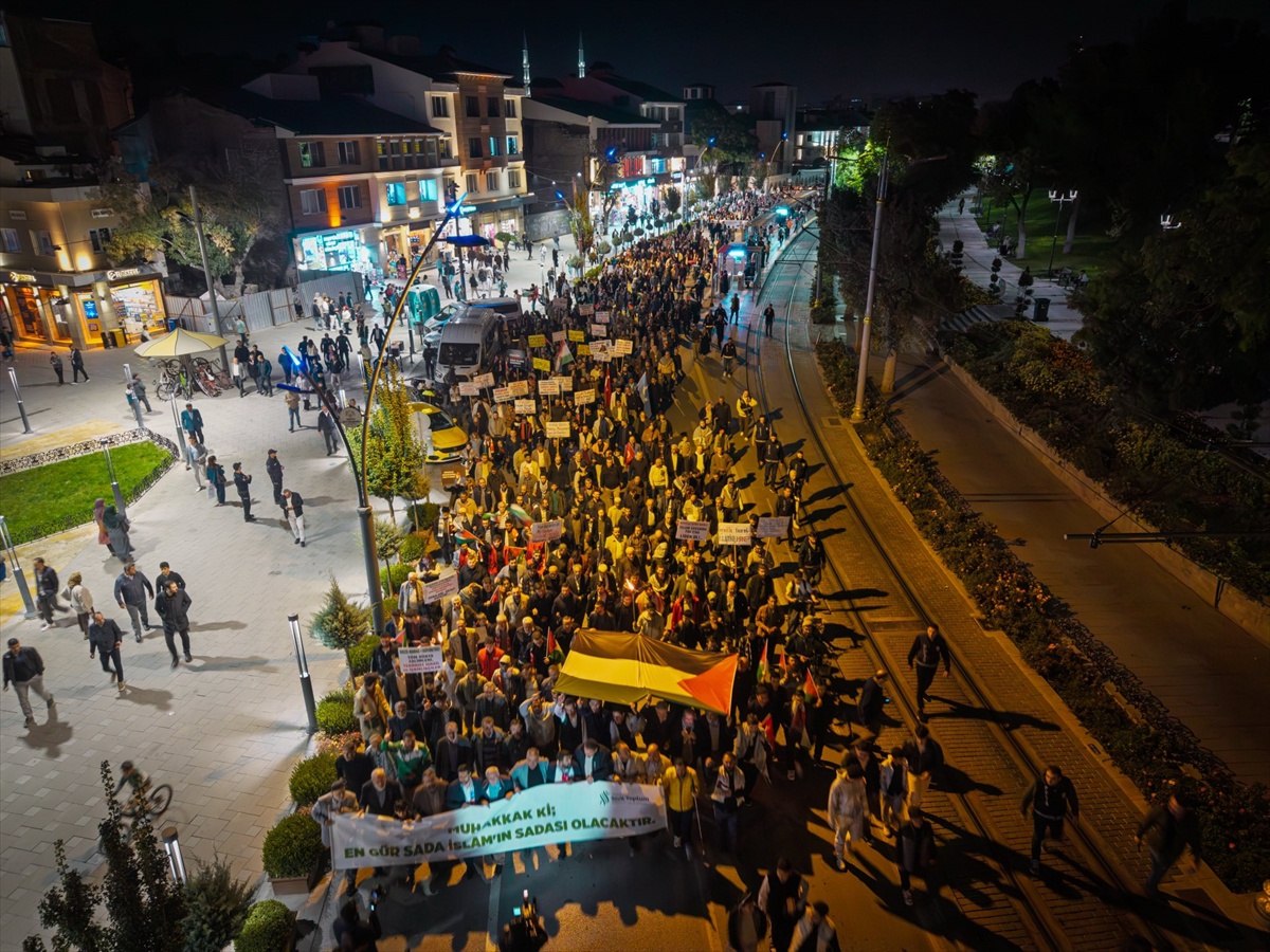 Konya\'da Gazze protestosunda Netanyahu\'nun BM kürsüsüne çıkması eleştirildi