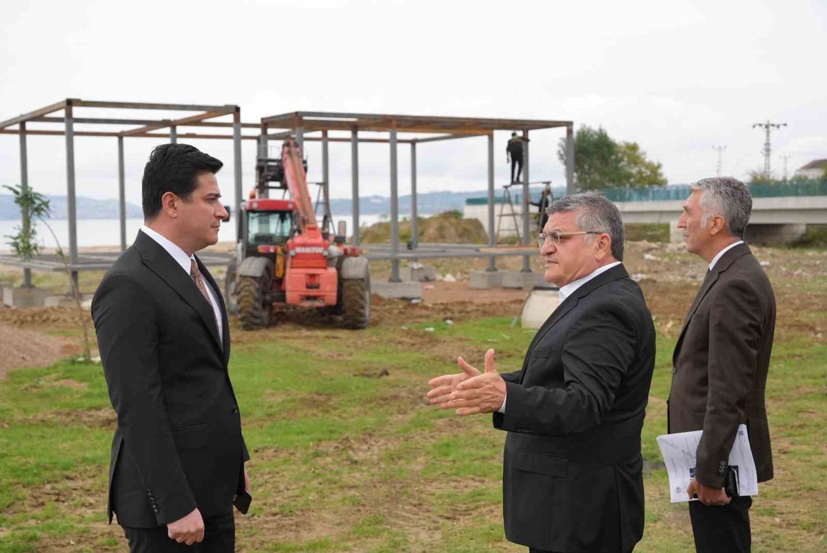 Sinop Akliman\'da ücretsiz halk plajı projesi için inşaat çalışmaları sürüyor