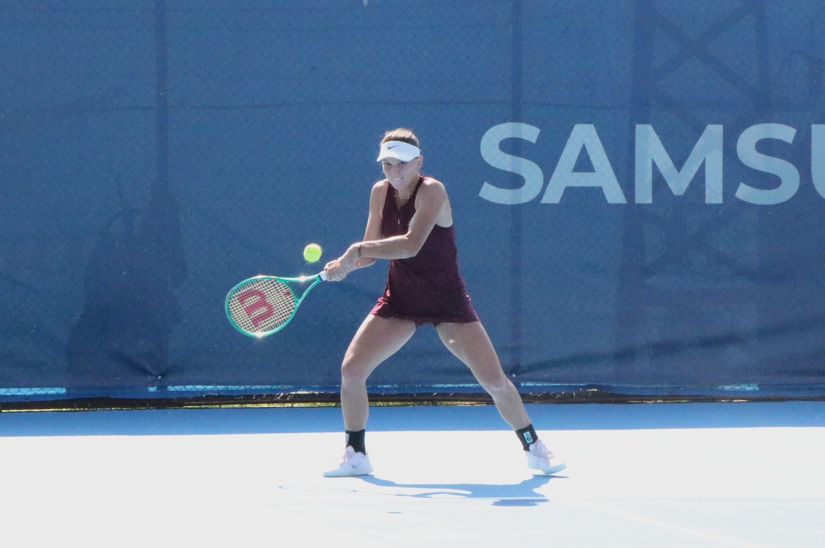 Ayla Aksu Kahraman, Samsun Open\'da Arango\'yu 6-3 ve 6-2 yenerek son 16\'ya yükseldi.
