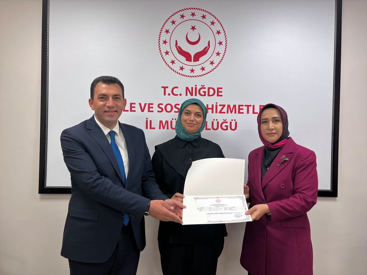 İşaret dili kursunu tamamlayan kursiyerler sertifikalarını Niğde\'de aldı
