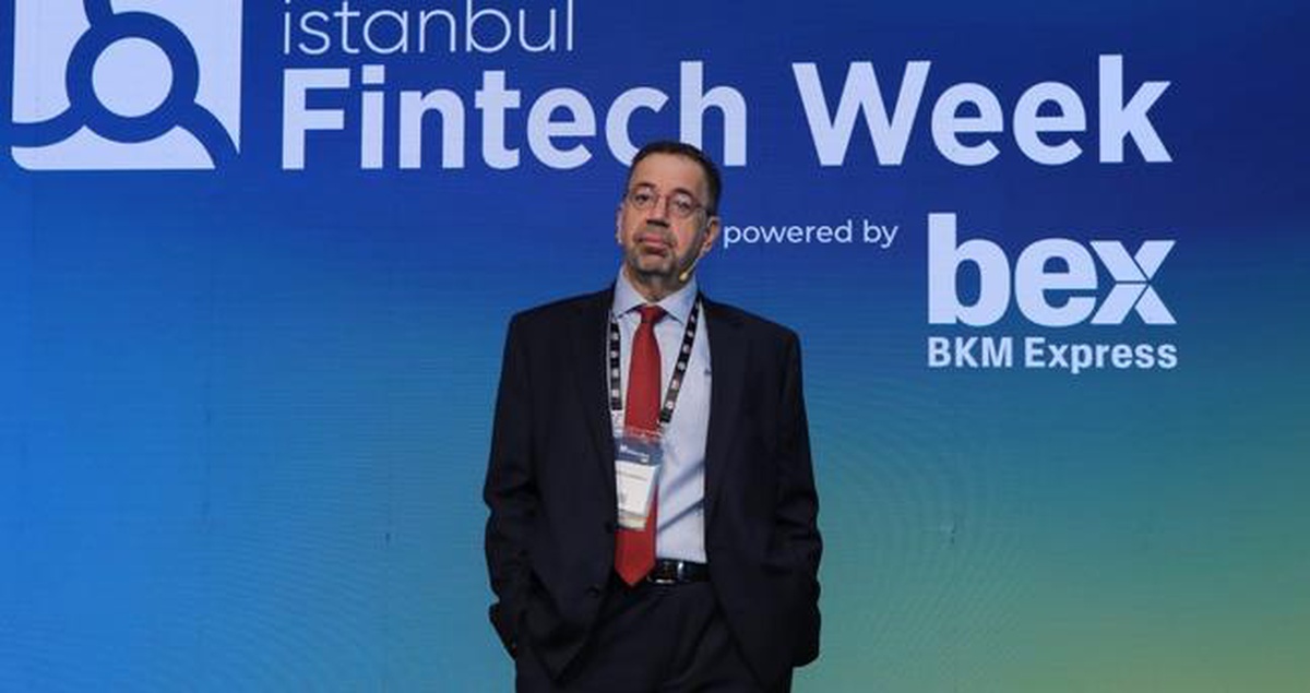 Prof. Dr. Daron Acemoğlu: "Yapay zekanın merkeziyetçi ve salt bir otomasyon teknolojisi olması zorunluluk değil, bir tercih"