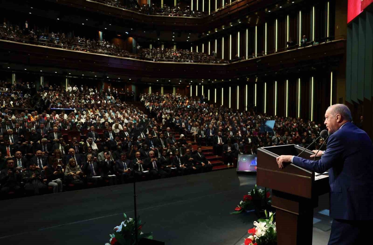 Rektör Hacımüftüoğlu, Yükseköğretim kurulu akademik yılı açılış törenine katıldı