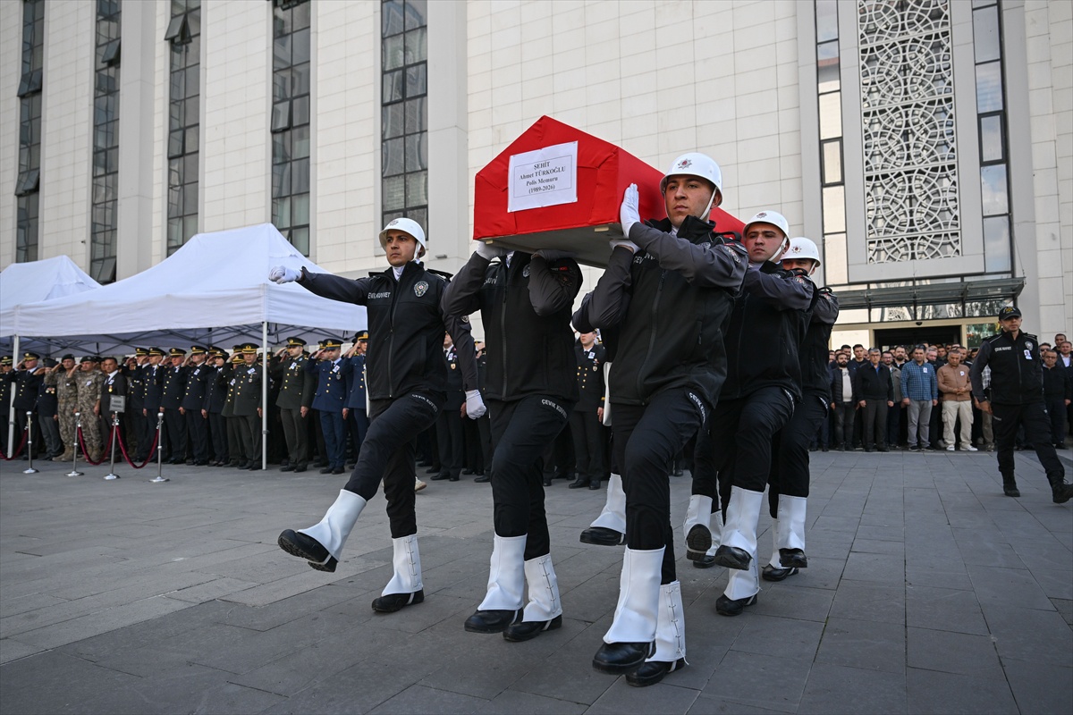 Şehit polis Türkoğlu için Ankara Emniyet Müdürlüğünde tören düzenlendi