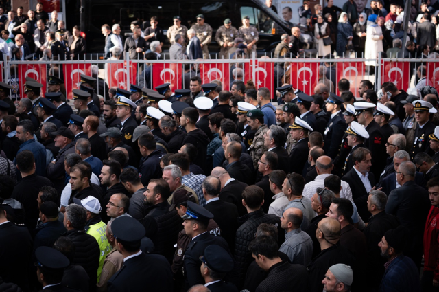 Şehit polis Türkoğlu son yolculuğuna uğurlandı