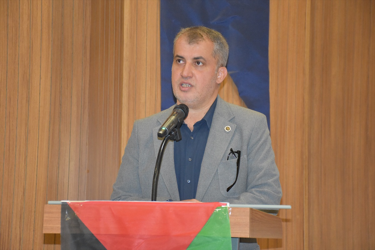 Şırnak Üniversitesi\'nin Gazze konferansında bilincin diri tutulması çağrısı yapıldı