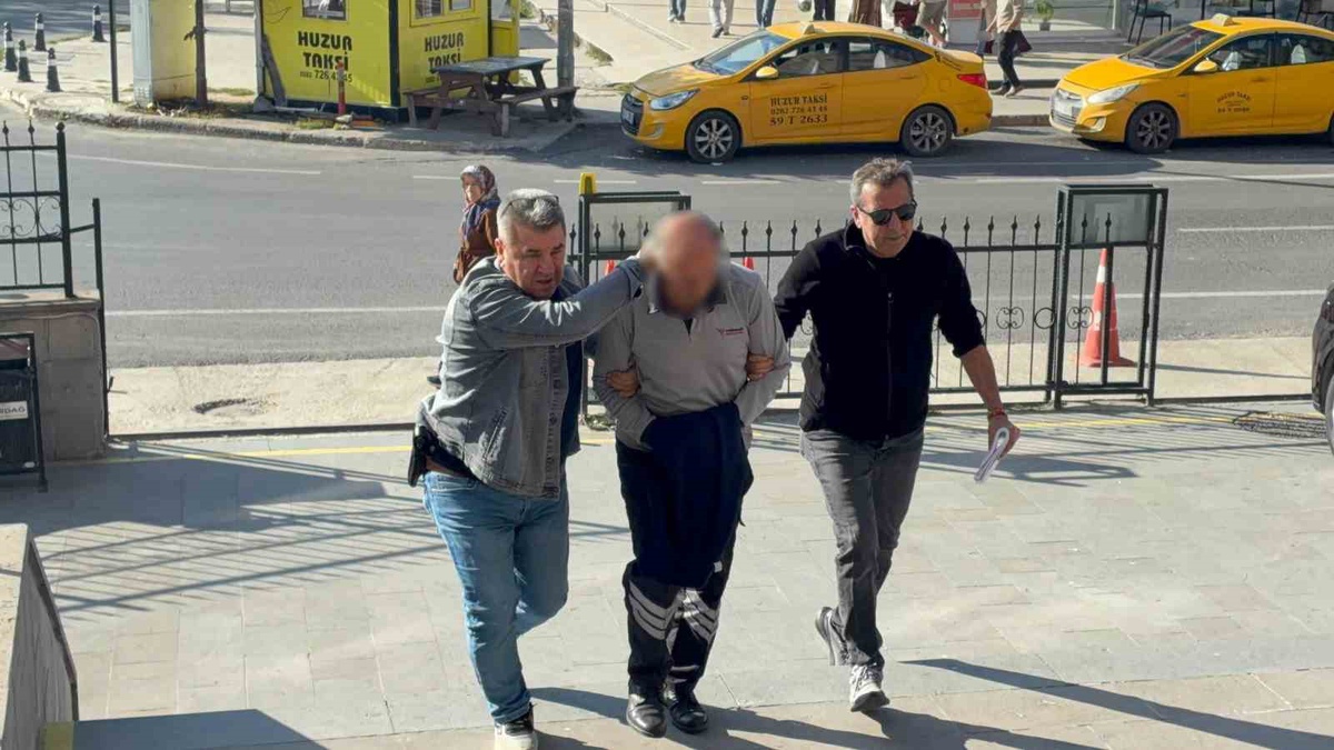 Tekirdağ Kapaklı\'da oyuncak tabancayla kuyumcu soygun girişiminde şüpheli yakalandı