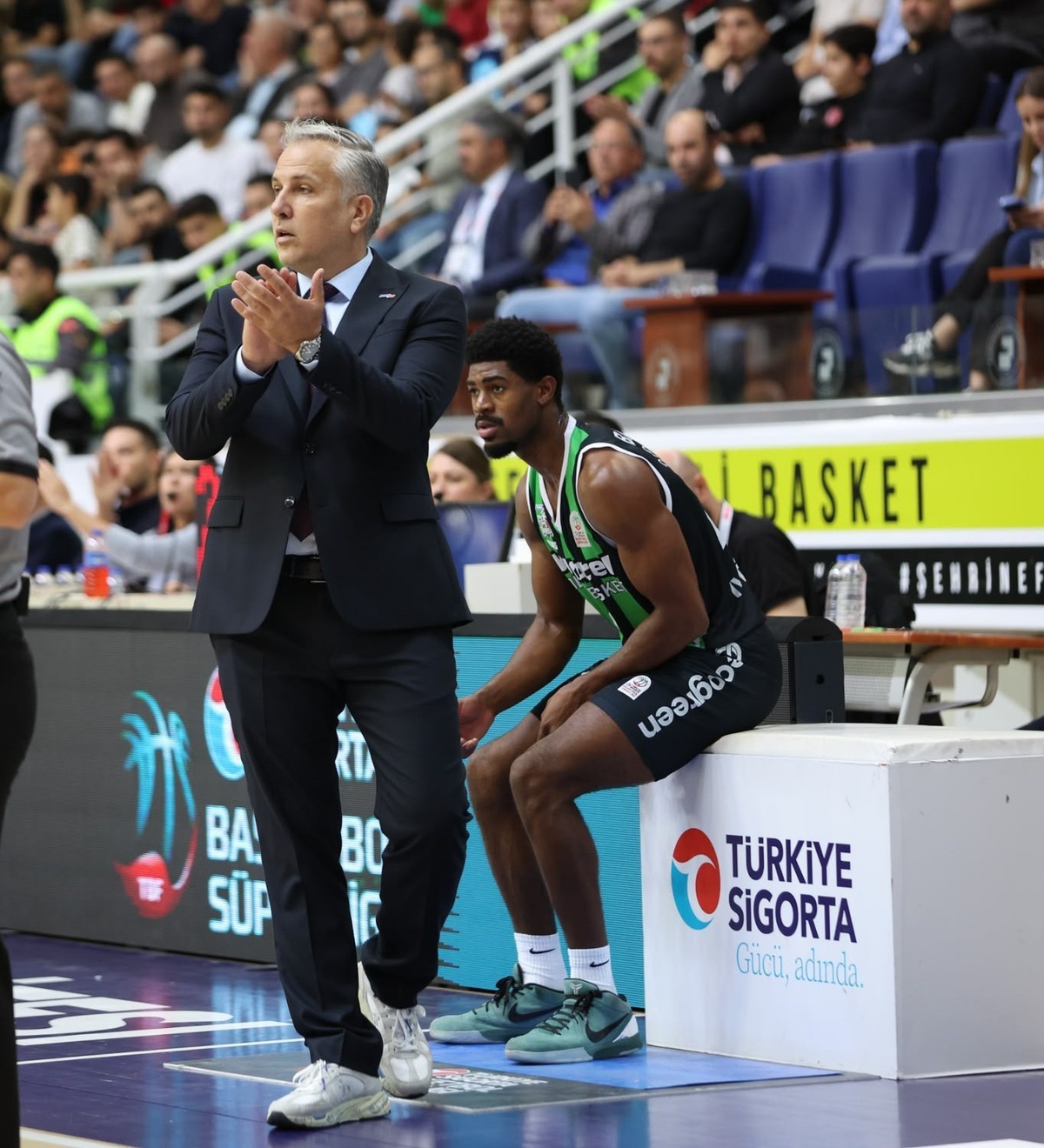 Denizli Basket'in ilk iç saha Avrupa maçı galibiyetinde Aktaş taraftara teşekkür etti