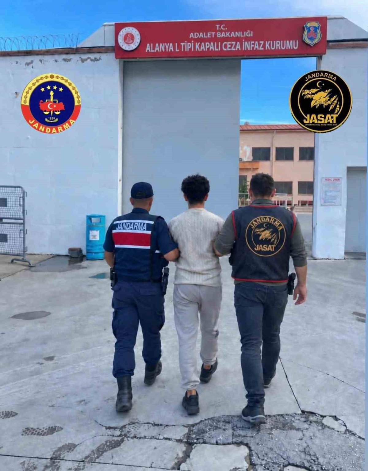 JASAT Alanya\'da motosiklet hırsızlığını aydınlattı, şüpheli C.U. tutuklandı